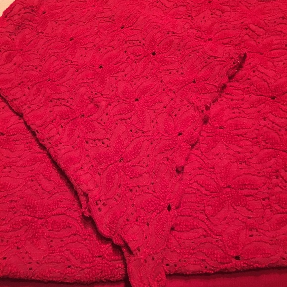 Woman’s red lace over red top with butterfly sleeves - Picture 8 of 8